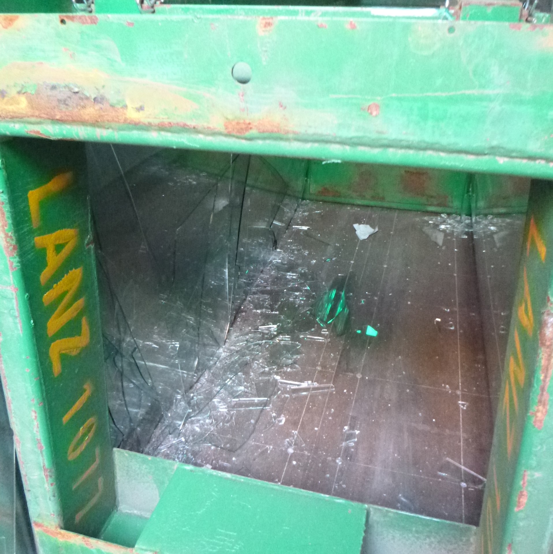 2019 broken glass
